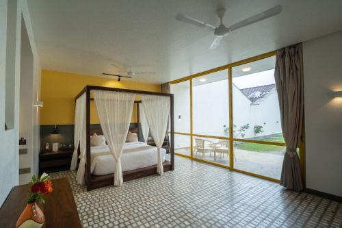 touchwood bliss resort igatpuri