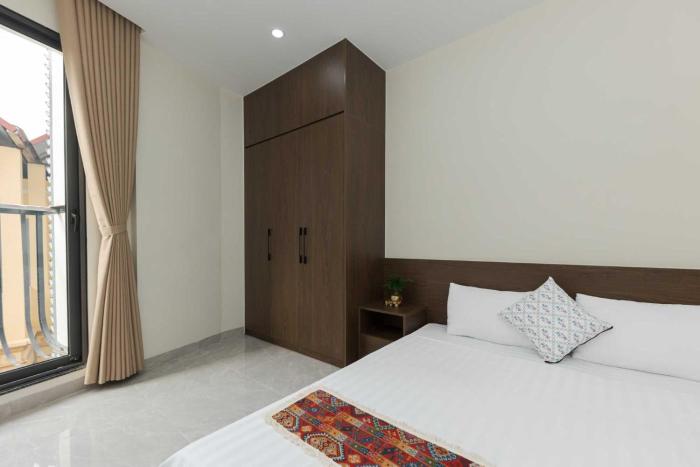 townhouse oak west lake apartment