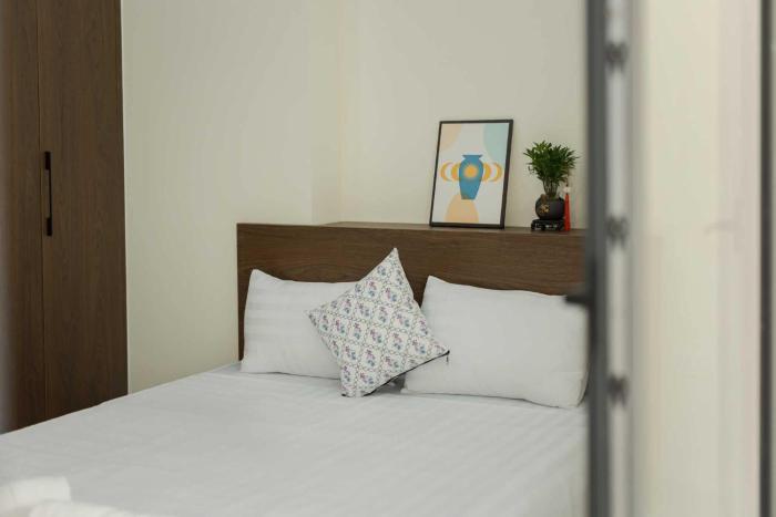 townhouse oak west lake apartment