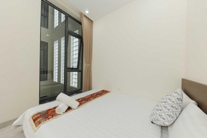 townhouse oak west lake apartment
