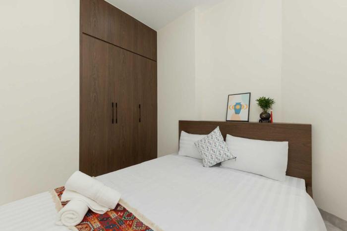 townhouse oak west lake apartment