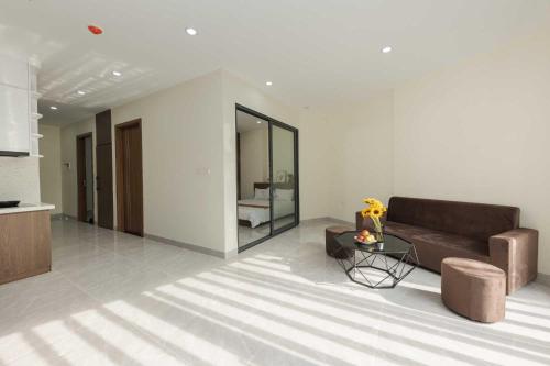 townhouse oak west lake apartment