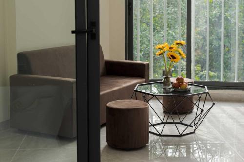 townhouse oak west lake apartment