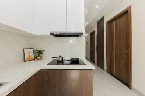 townhouse oak west lake apartment