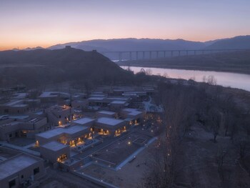 lostvilla zhongwei yellow river