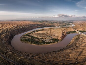 lostvilla zhongwei yellow river