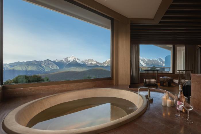 lostvilla deqin meri snow mountain
