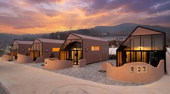 Ganghwa Aiem Glamping,,3 star