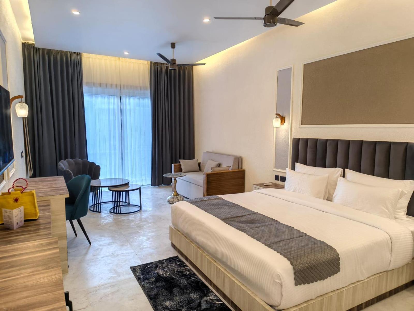 amritara chakra river resort