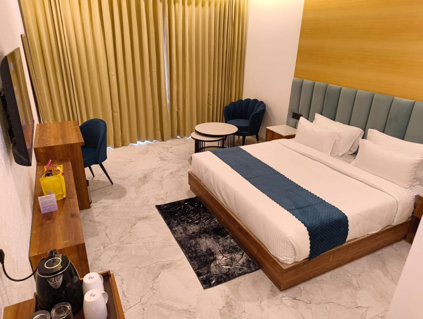amritara chakra river resort