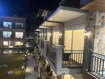 amritara chakra river resort