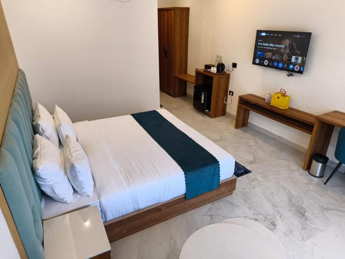 amritara chakra river resort