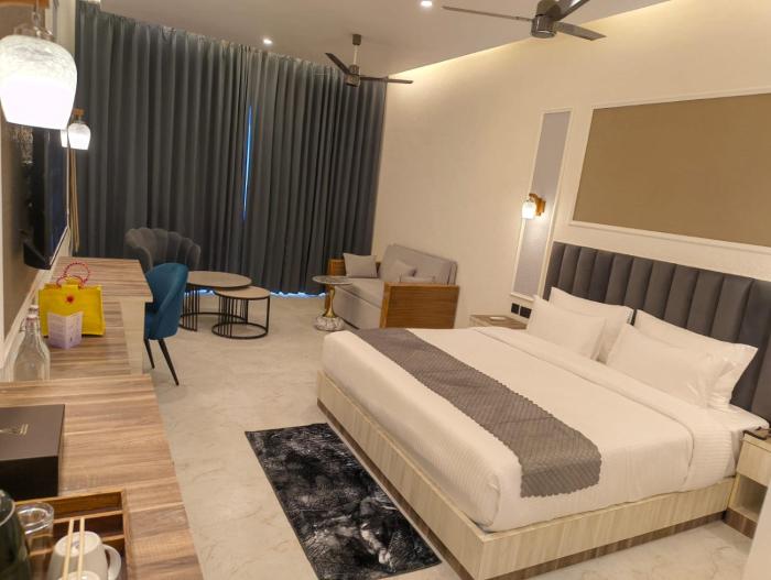 amritara chakra river resort