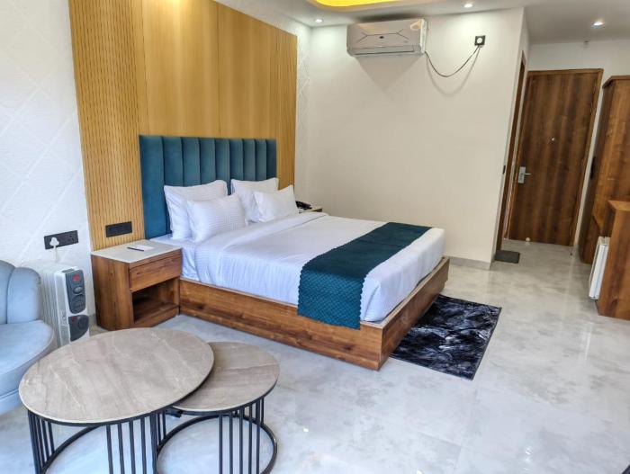amritara chakra river resort