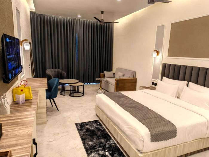 amritara chakra river resort
