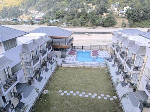 amritara chakra river resort