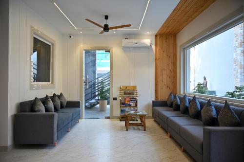 amritara chakra river resort