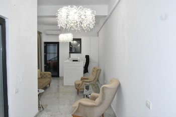 hotel monica