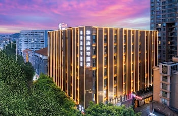 encore international hotel guangzhou convention and exhibition center garment trade city flagship store