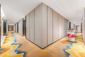 encore international hotel guangzhou convention and exhibition center garment trade city flagship store