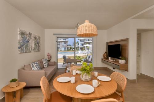 brisas del mar by playa caracol resorts