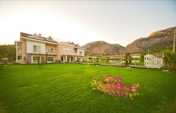 grand gocek hotel