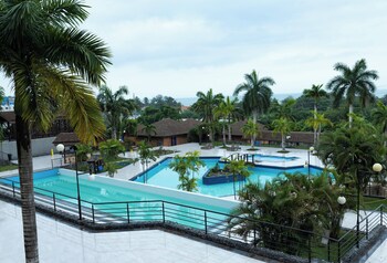 Western Serene Atlantic Hotel,,5 star