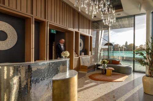 fulham pier hotel