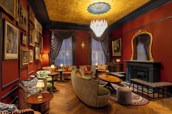 Bertrand's Townhouse,,4 star