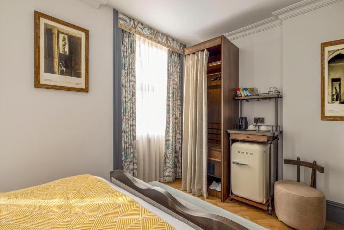 bertrands townhouse