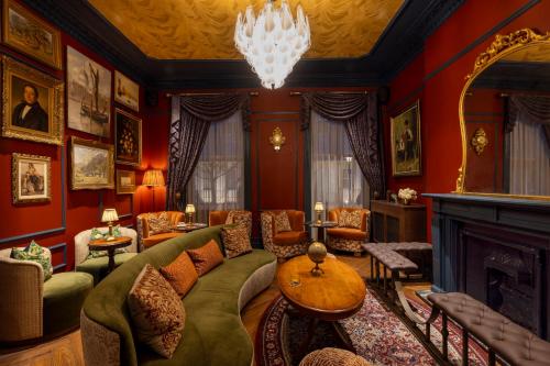 bertrands townhouse
