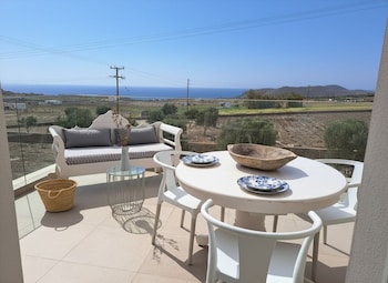 apeiron akrotiri by apeiron hotels