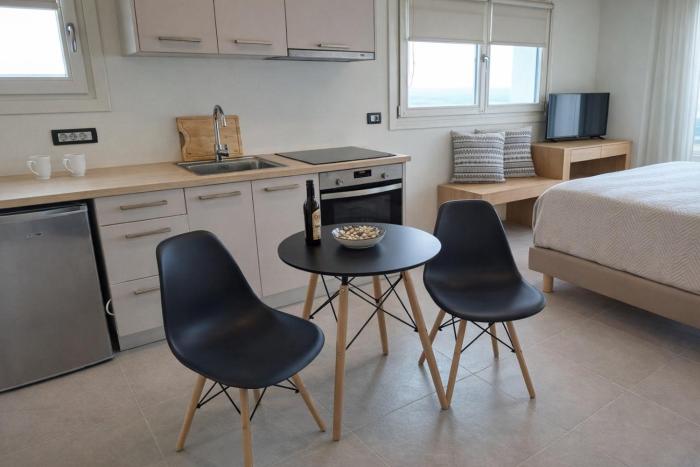 apeiron akrotiri by apeiron hotels