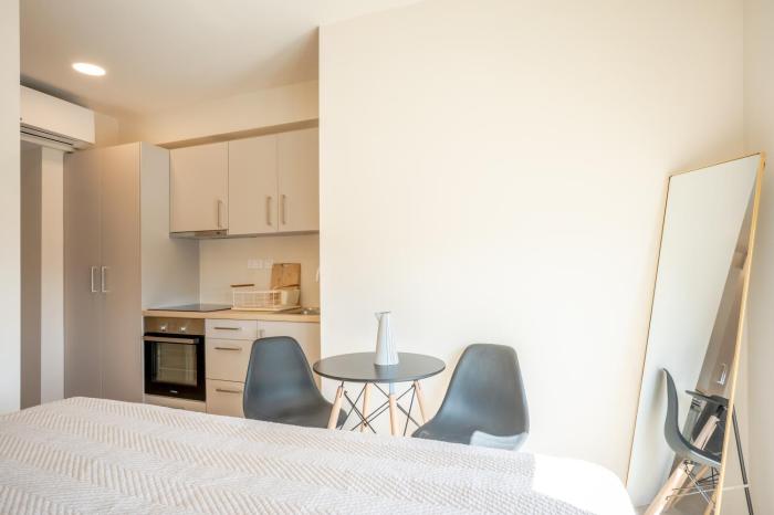 apeiron akrotiri by apeiron hotels