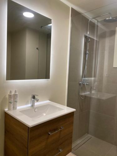 apeiron akrotiri by apeiron hotels