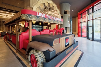 Radisson Red Cebu Mandaue,,4 star