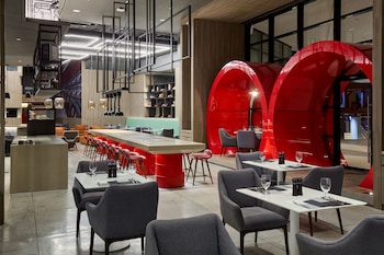radisson red cebu mandaue