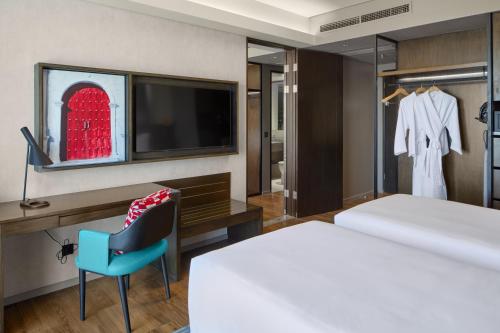 radisson red cebu mandaue