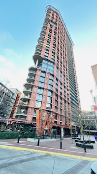 ocean view condo downtown vancouver