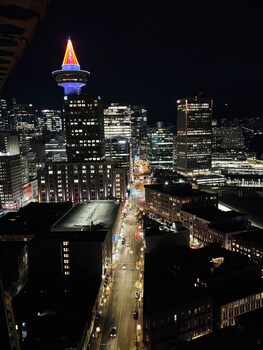 ocean view condo downtown vancouver