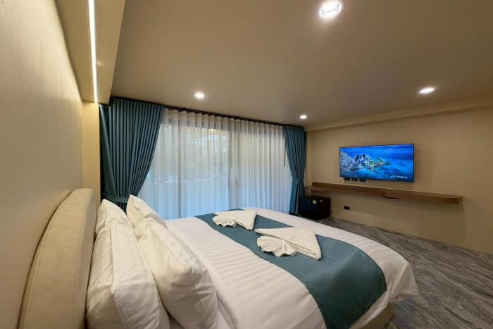 sand mare karon hotel