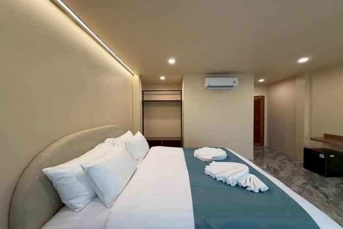 sand mare karon hotel
