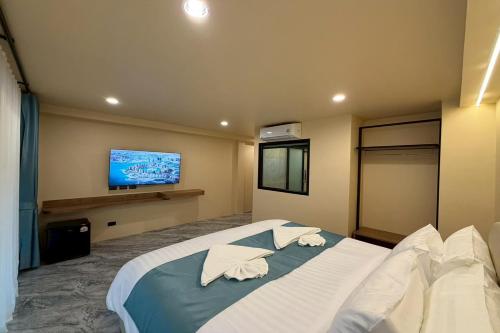 sand mare karon hotel