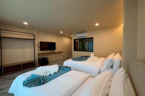 sand mare karon hotel