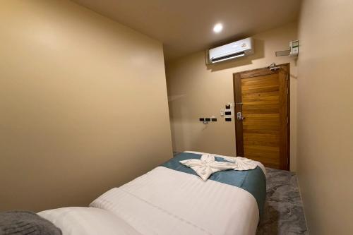 sand mare karon hotel