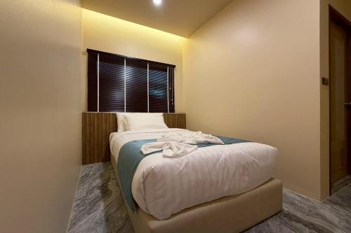sand mare karon hotel
