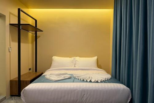 sand mare karon hotel