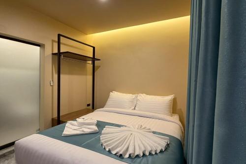 sand mare karon hotel