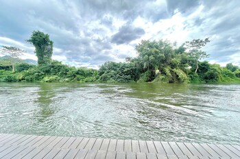 mataburi river kwai resort