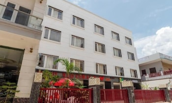 hotel red coral by trinetra